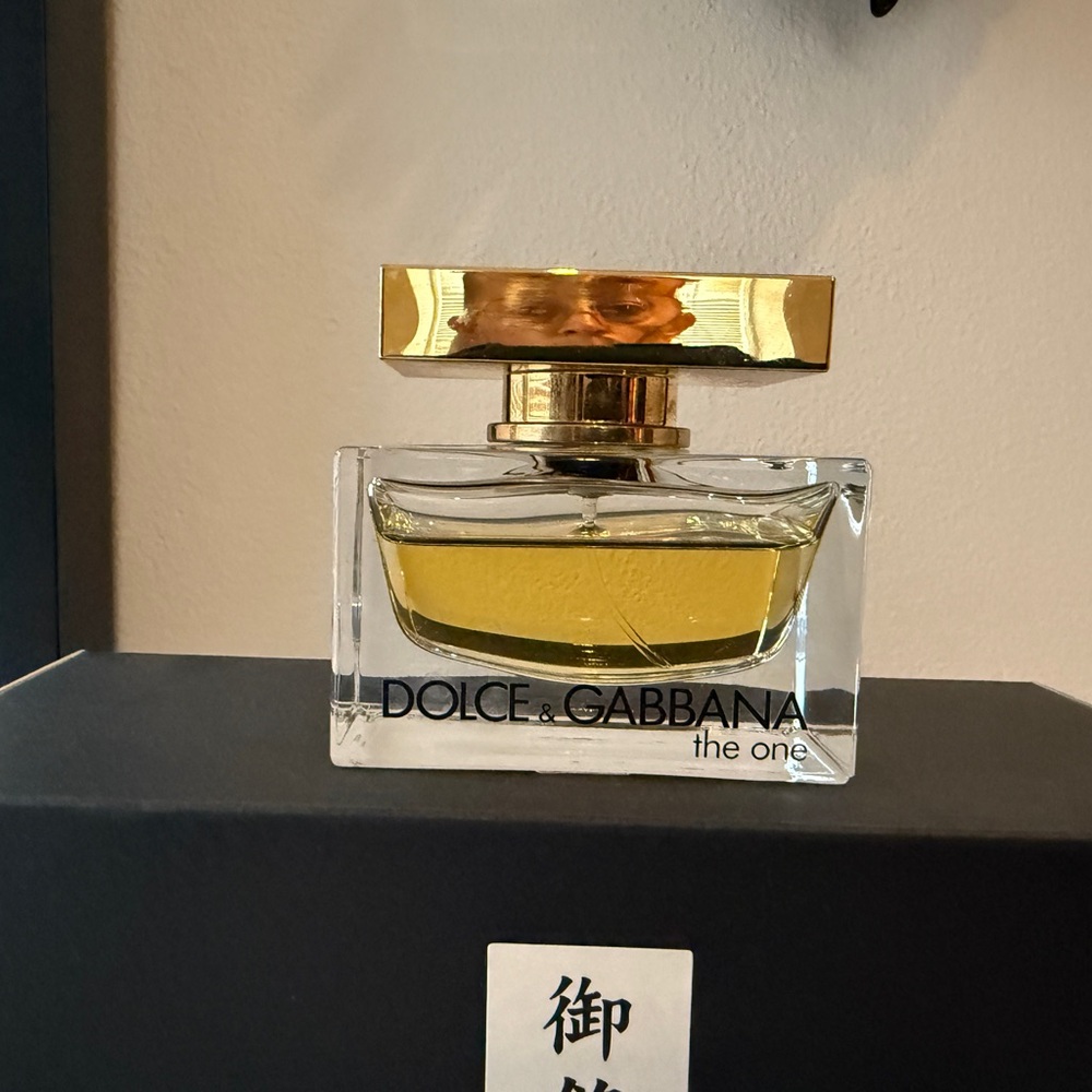 Dolce & Gabbana The One with Gold Cap